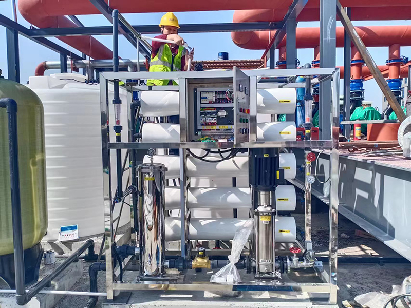 越南纯水设备安装现场